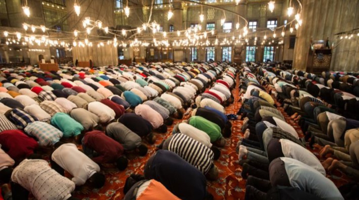 مواقيت الصلاة اليوم الخميس 14 أغسطس 2025